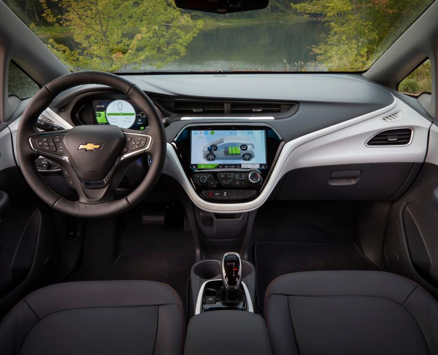 Торпедо Chevrolet Bolt EV 2016 года  (фото 41 из 42)